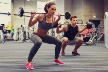 Maîtrisez le saut en squat pour booster votre entraînement de fitness